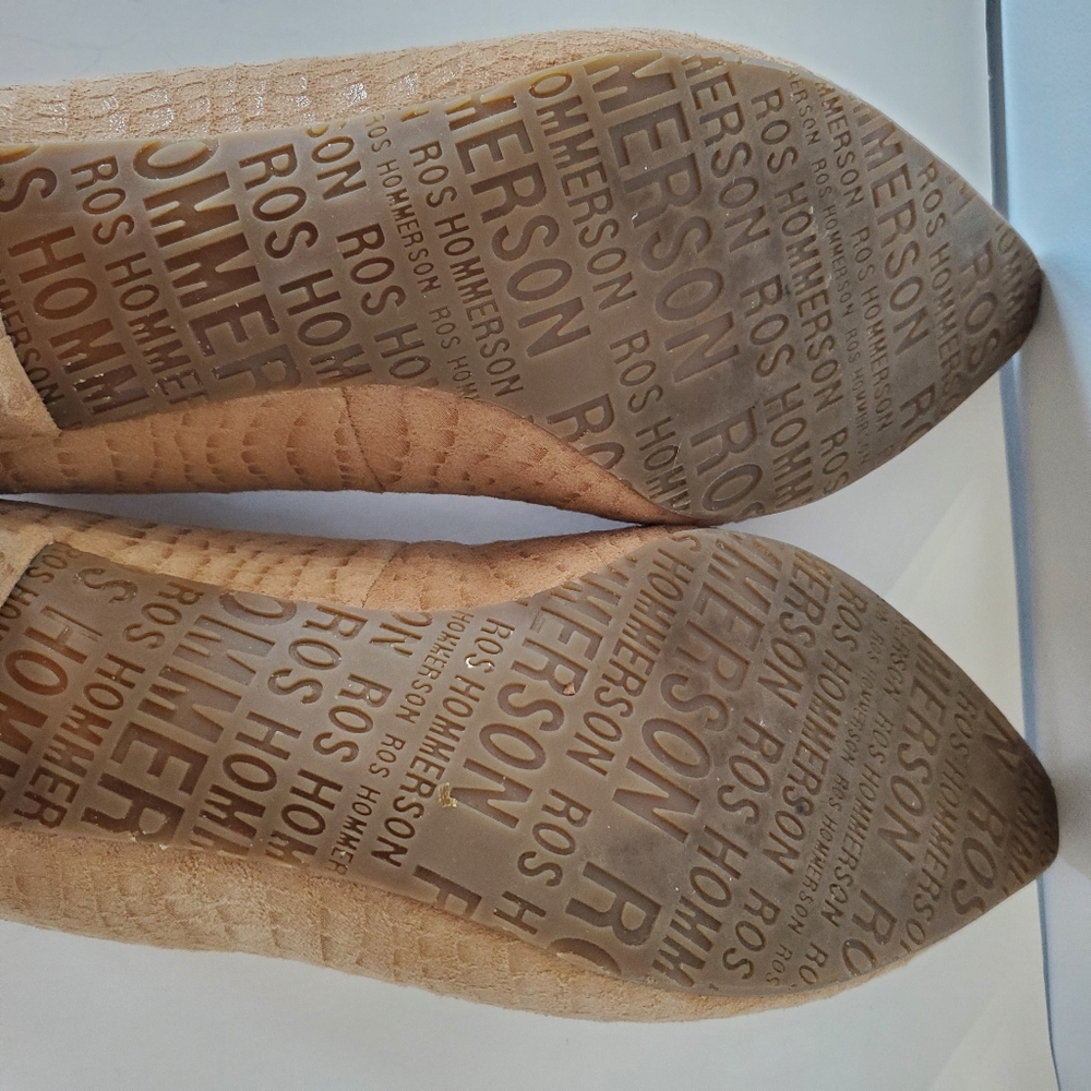 ROS HOMMERSON Sz 9 KARAT Nude Croc Leather Upper Pumps 2.5" Heel Comfort Office - Picture 9 of 15